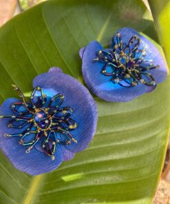 EMPAPELARTE - SHOPTROPICALEDGE - ARETES AZUL HECHO A MANO - BLUE HANDMADE EARRINGS -